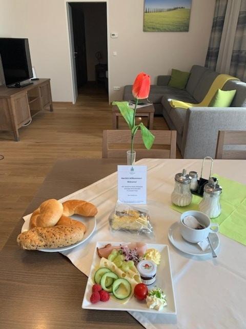 Mattone Aparthotel Lanzenkirchen Екстер'єр фото