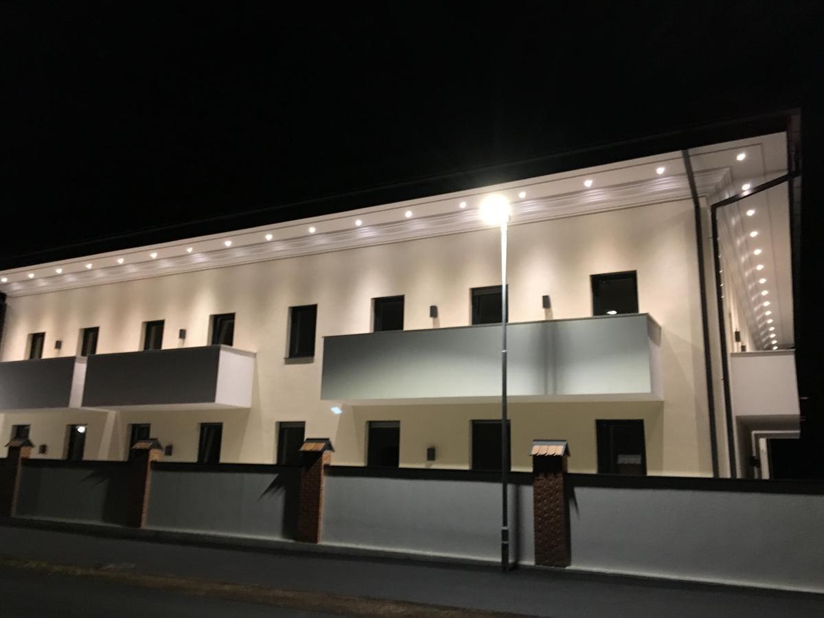 Mattone Aparthotel Lanzenkirchen Екстер'єр фото