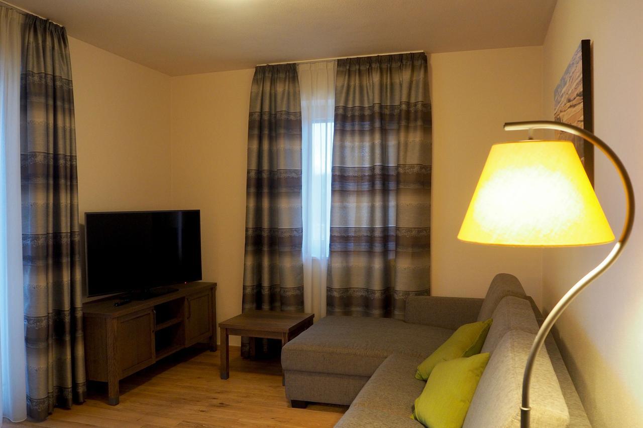 Mattone Aparthotel Lanzenkirchen Екстер'єр фото